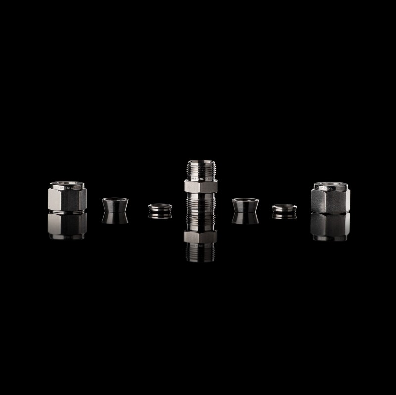 Соединитель понижающий из нержавеющей стали 12мм серия CUR  