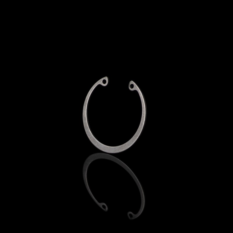 Кольцо стопорное поршневого пальца Кольцо стопорное поршневого пальца